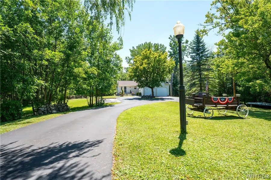 1363 Losson Road, Depew, NY 14043 - #2