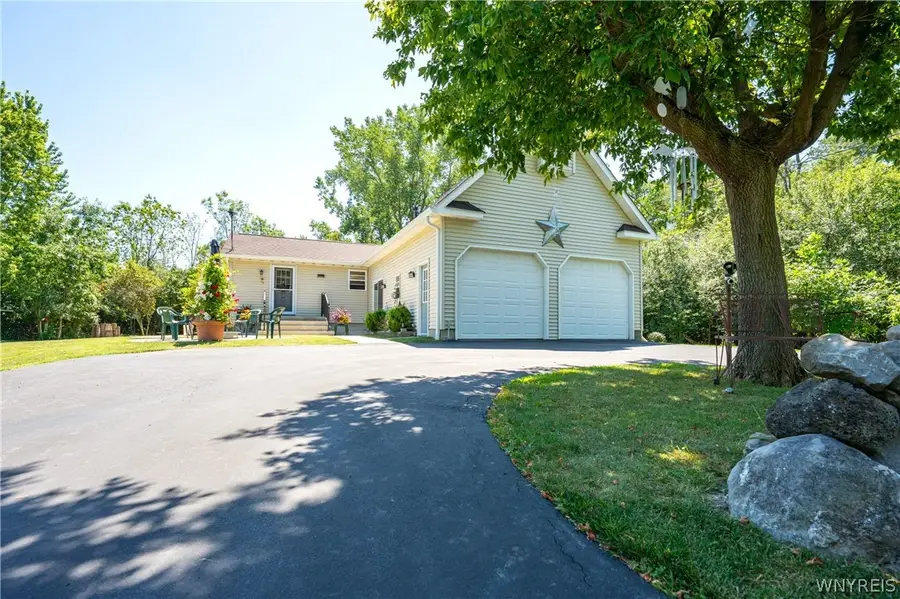 1363 Losson Road, Depew, NY 14043 - #3