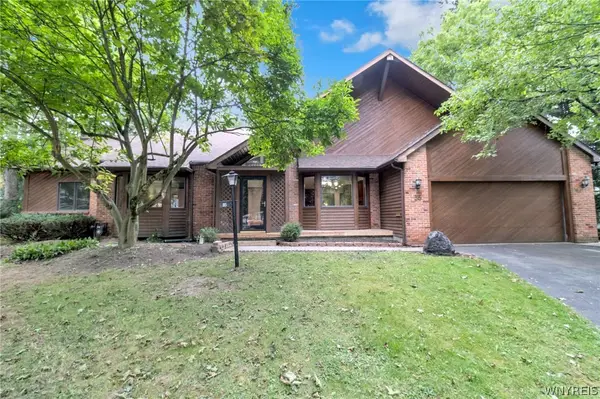 35 High Court, Amherst, NY 14226