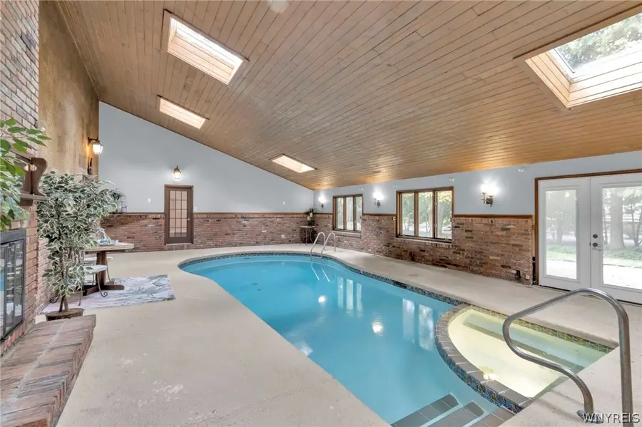 35 High Court, Amherst, NY 14226 - #3
