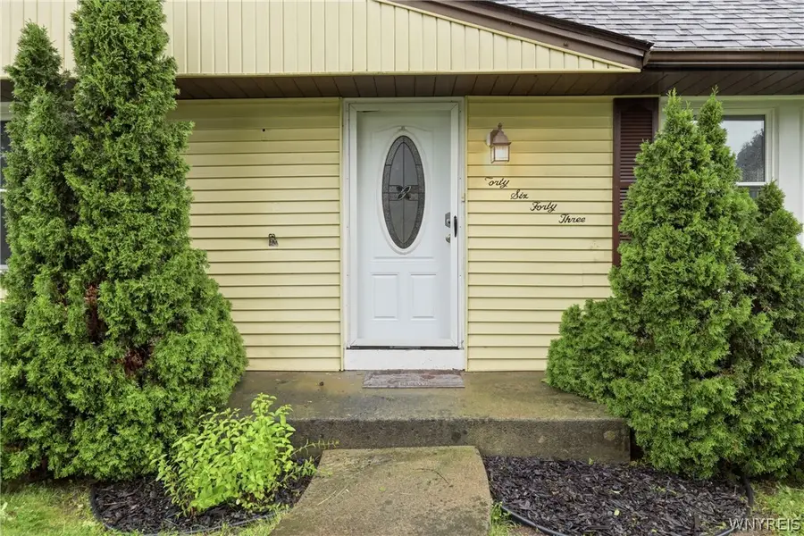 4643 Patricia Drive, Niagara Falls, NY 14305 - #3