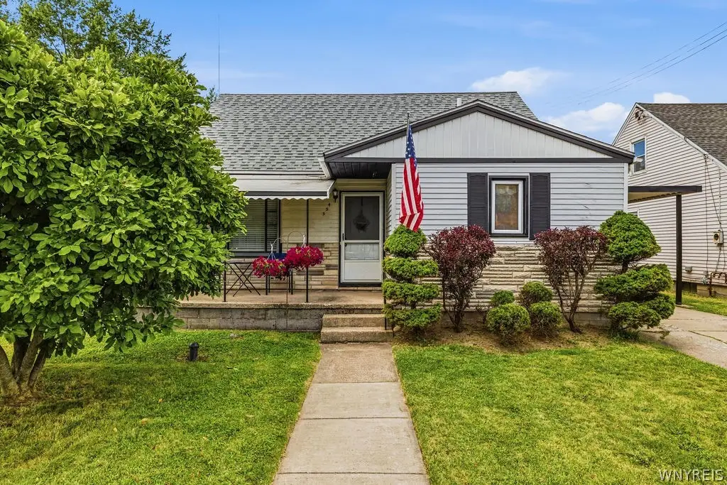 554 79th Street, Niagara Falls, NY 14304 - #1