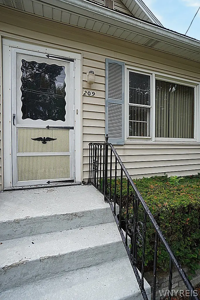 209 Sommer Street, North Tonawanda, NY 14120 - #3