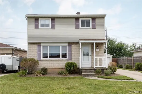 38 Mary Lou Lane, Depew, NY 14043
