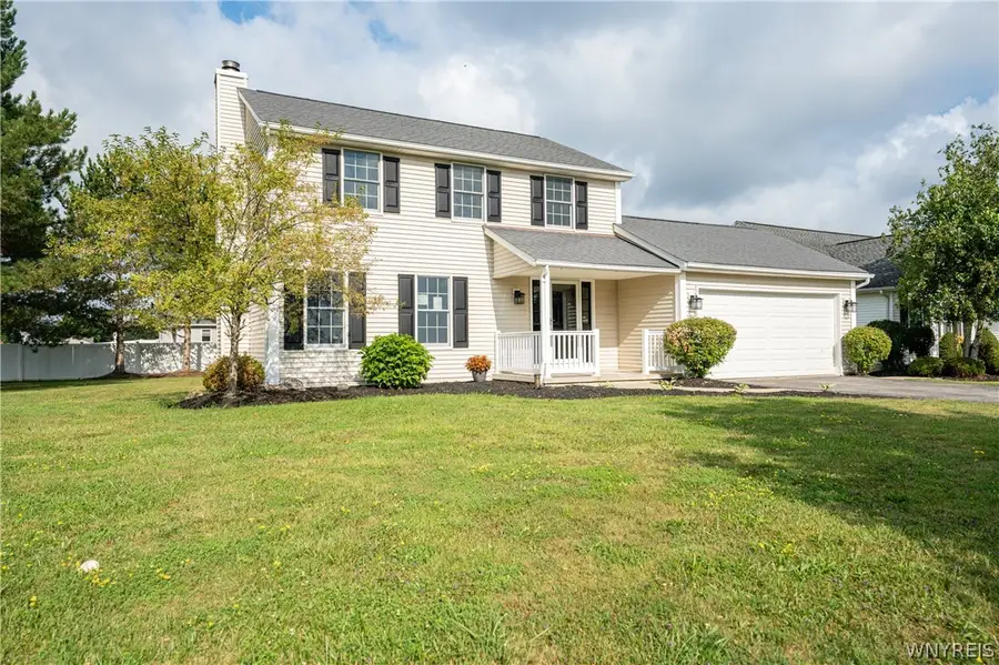38 Hampton Court, Lancaster, NY 14086 - #2
