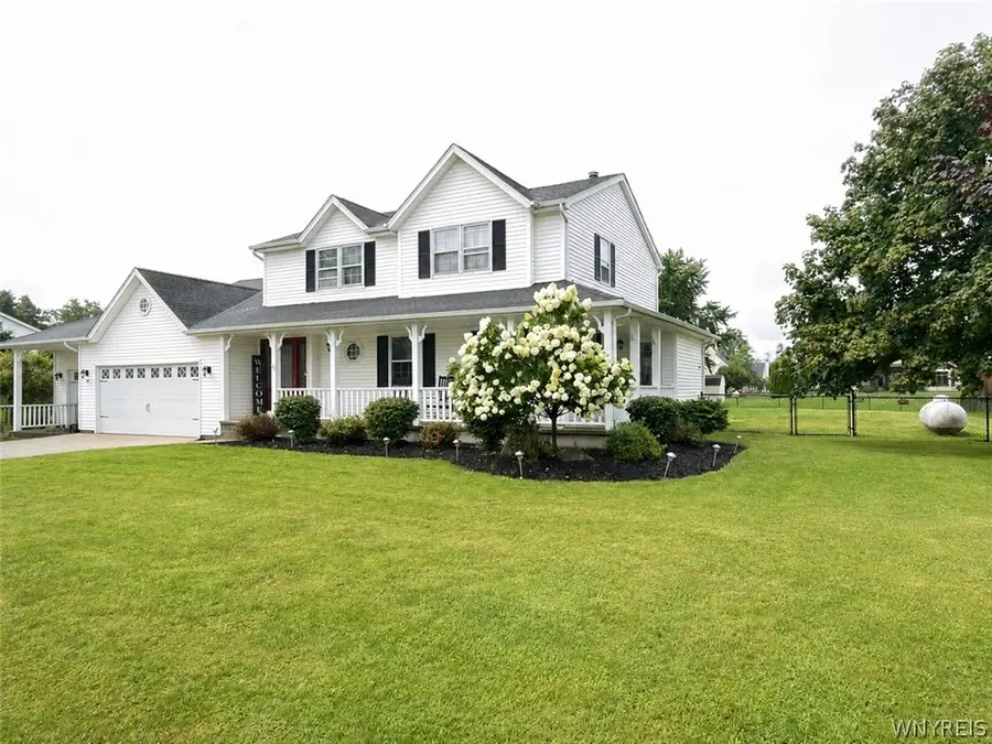 5220 Kennedy Crescent, Sanborn, NY 14132 - #2