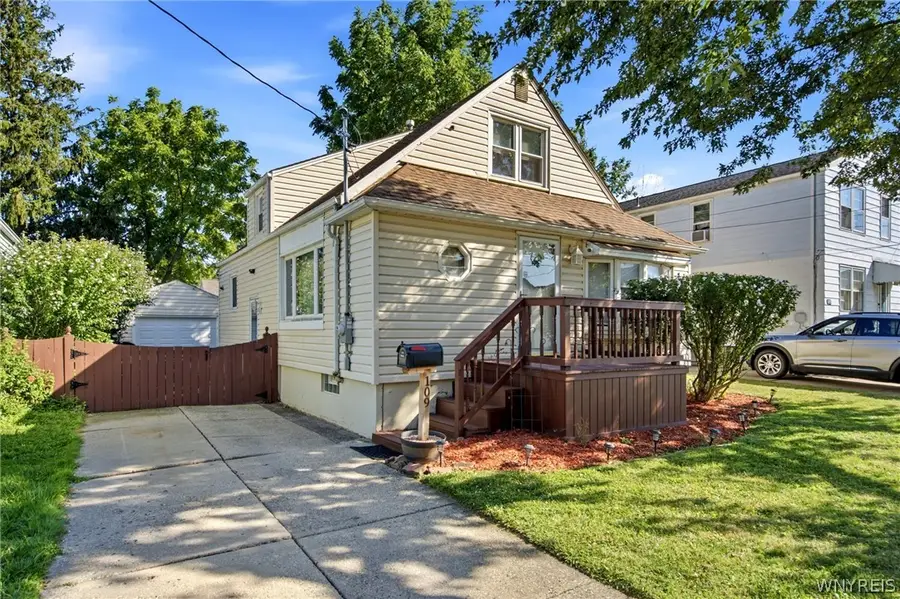 109 Kamper Avenue, Buffalo, NY 14210 - #2