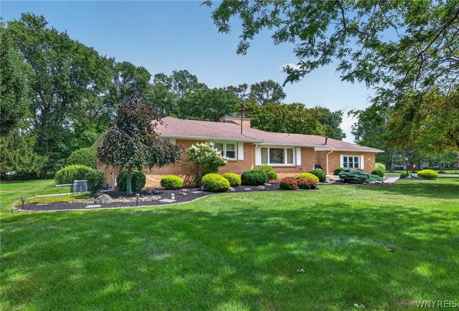 5875 Creekview Drive, Clarence Center, NY 14032 - #2