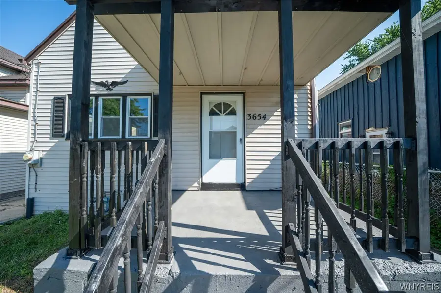 3654 7th Street, Buffalo, NY 14219 - #2