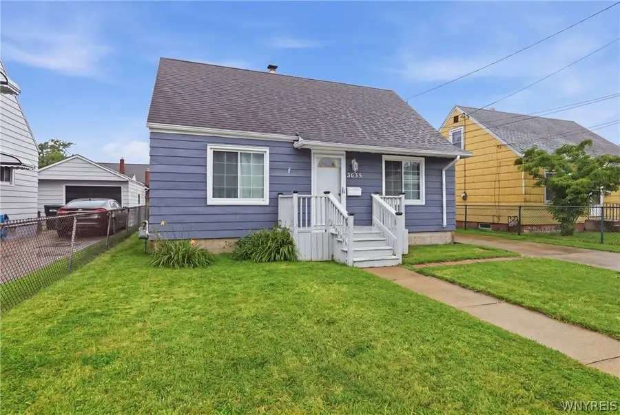 3635 Sherwood Avenue, Niagara Falls, NY 14301 - #2