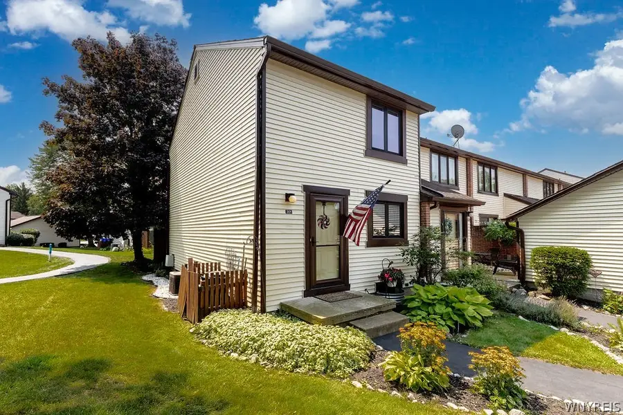 301 Charlesgate Circle, East Amherst, NY 14051 - #2