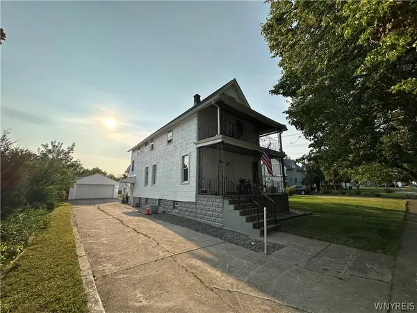 35 Cowing Street, Depew, NY 14043