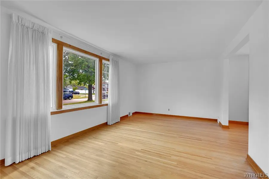 660 Moore Avenue, Buffalo, NY 14223 - #3