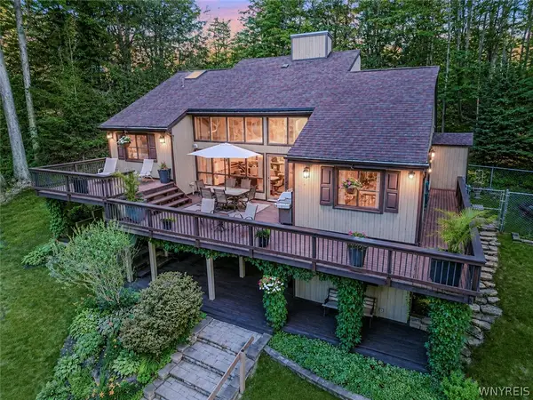 6814 Holiday Valley Rd, Ellicottville, NY 14731