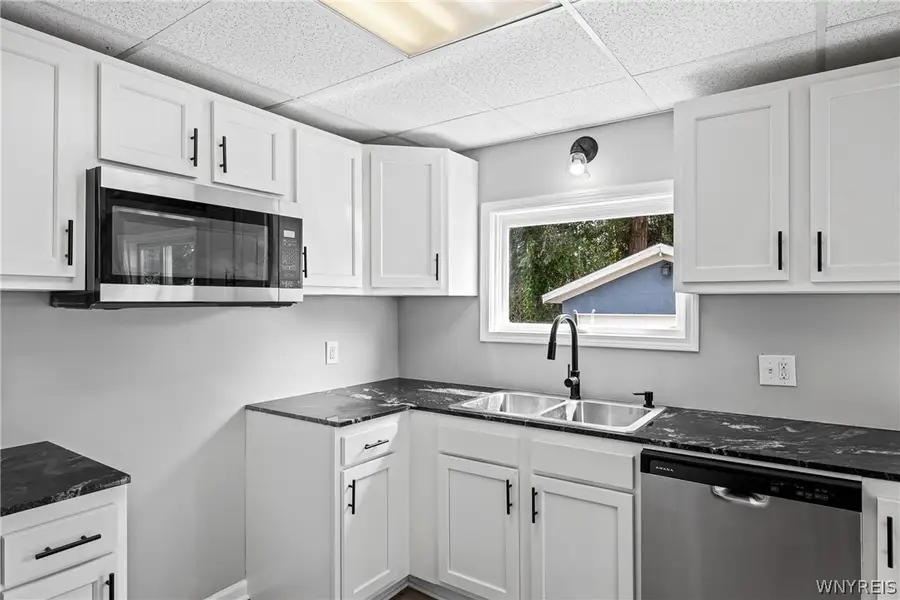 173 61st Street, Niagara Falls, NY 14304 - #3