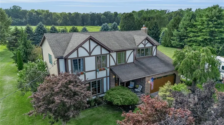 4568 Royalton Center Road, Gasport, NY 14067 - #2