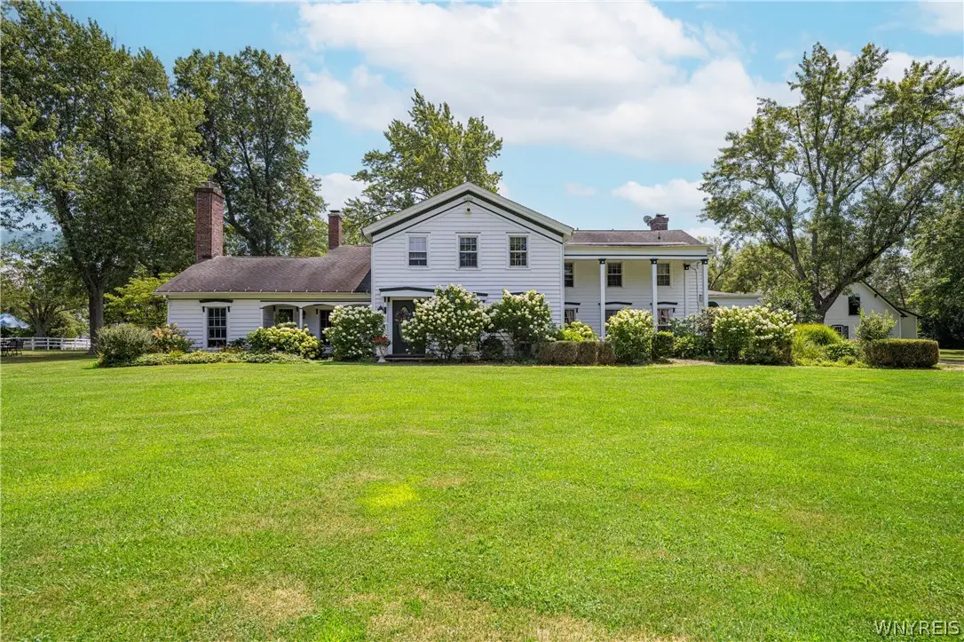 905 Sturgeon Point Road, Derby, NY 14047 - #1