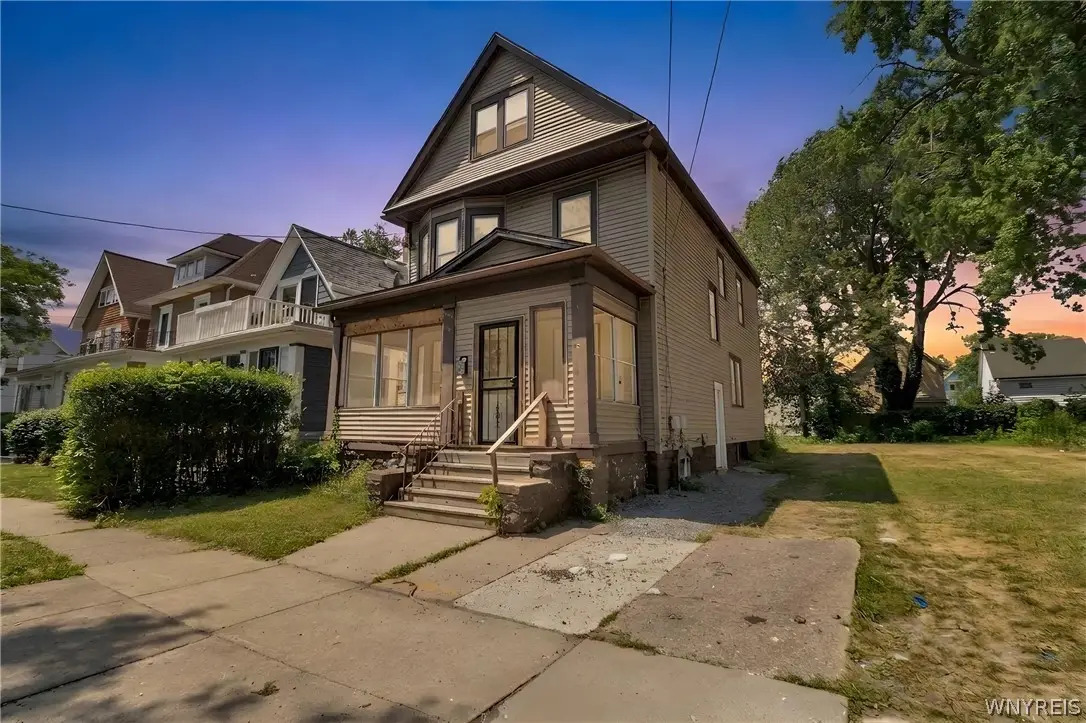 132 Royal Avenue, Buffalo, NY 14207 - #1
