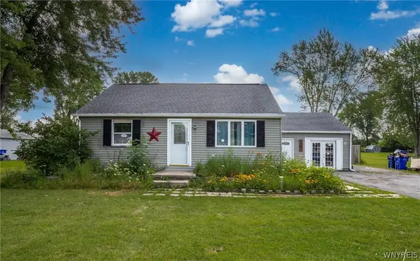 7267 Bear Ridge Rd, North Tonawanda, NY 14120