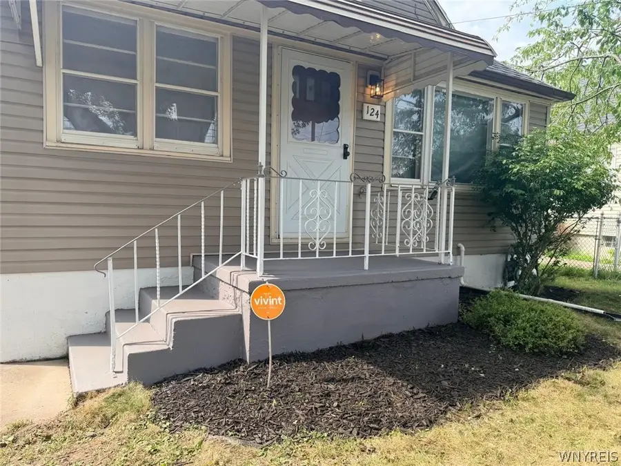 124 Kamper Avenue, Buffalo, NY 14210 - #2