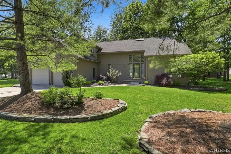 12 Skylark Court, East Amherst, NY 14051 - #2