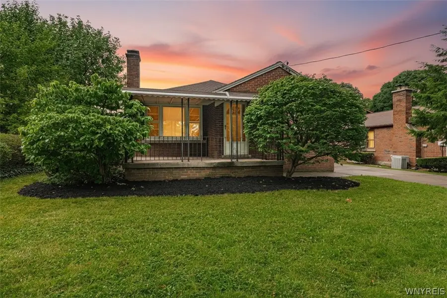807 Maple Avenue, Niagara Falls, NY 14305 - #3