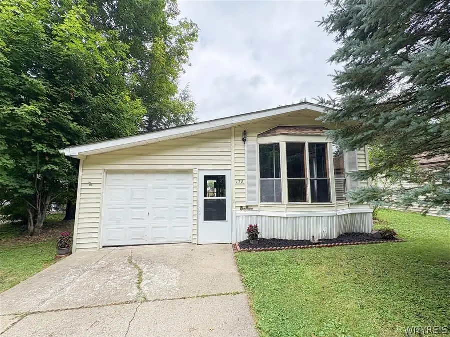 178 Bush Gardens, Alden, NY 14004 - #2
