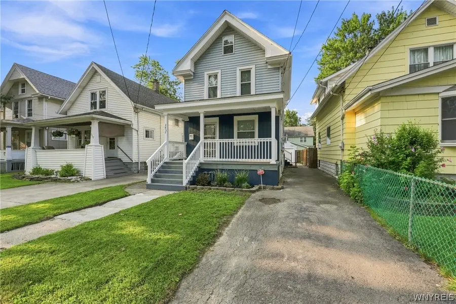 2437 Cleveland Avenue, Niagara Falls, NY 14305 - #3