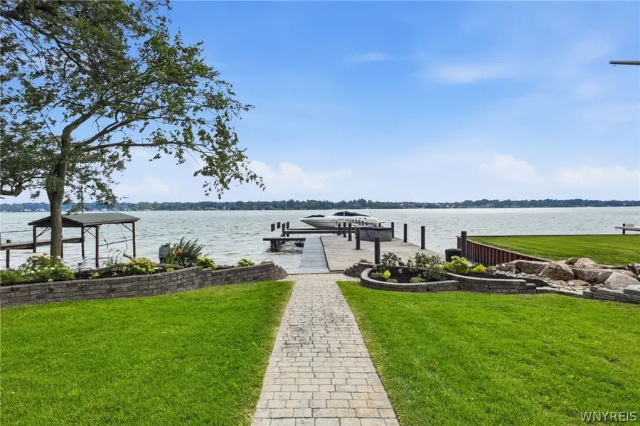 2490 River Road, Niagara Falls, NY 14304 - #2