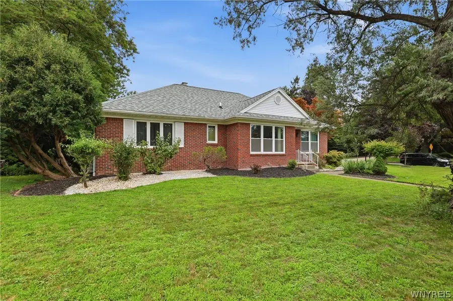 138 Woodshire N, Getzville, NY 14068 - #3