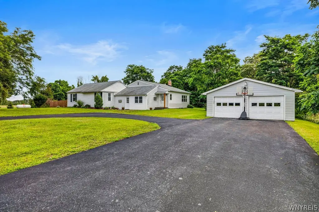 5871 Dewhirst Road, Gasport, NY 14067 - #1