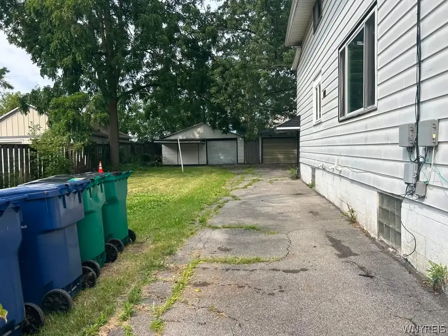114 Manhattan Avenue, Buffalo, NY 14215 - #3