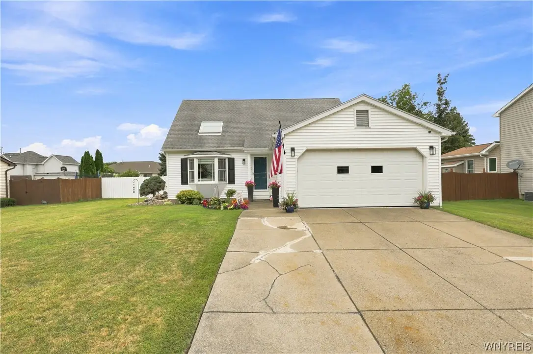 37 Country Place, Lancaster, NY 14086 - #1