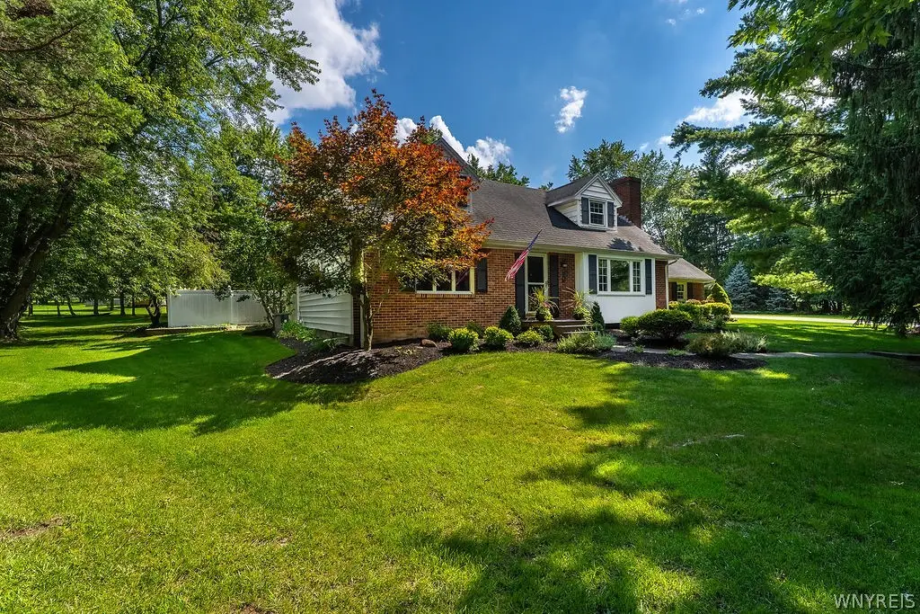 5293 Ashwood Court, Clarence, NY 14031 - #1