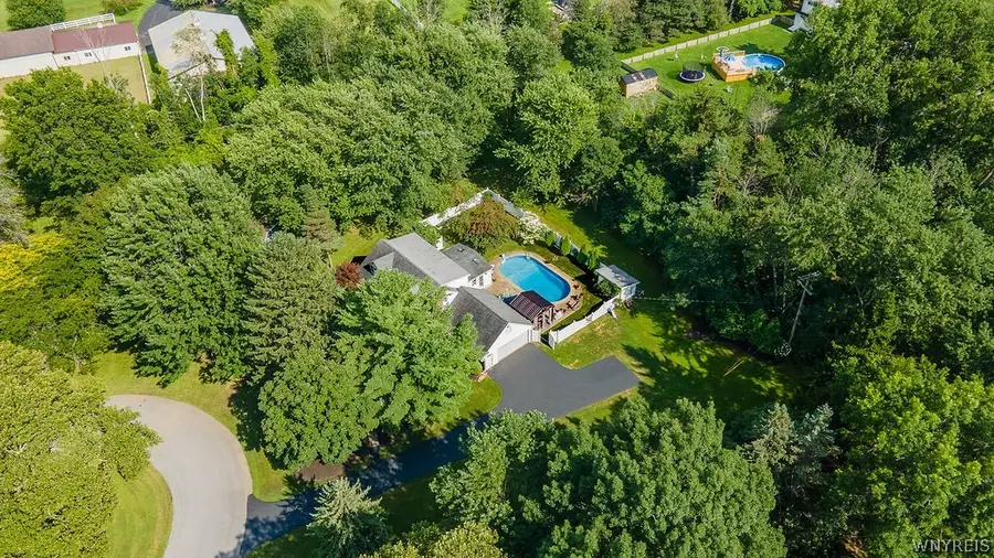 5293 Ashwood Court, Clarence, NY 14031 - #3