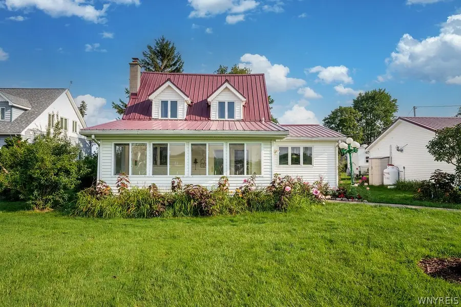 2655 Lake Road, Ransomville, NY 14131 - #2