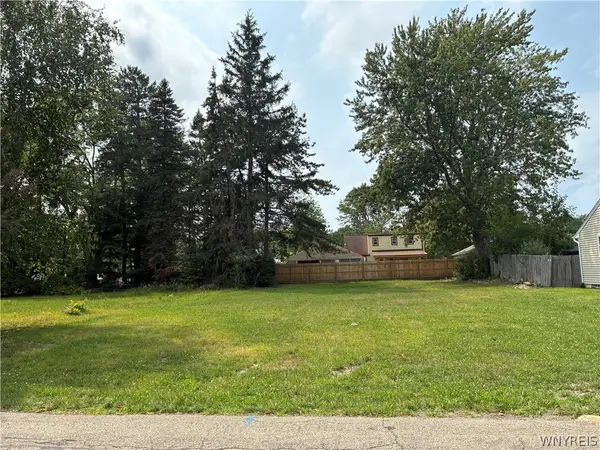 5834 West Lane, Lake View, NY 14085
