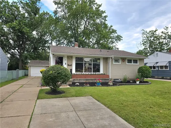 161 Longmeadow Rd, Amherst, NY 14226