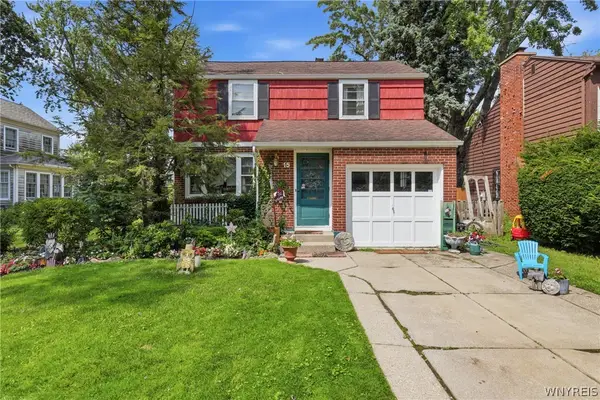 15 Colonial Drive, Buffalo, NY 14226