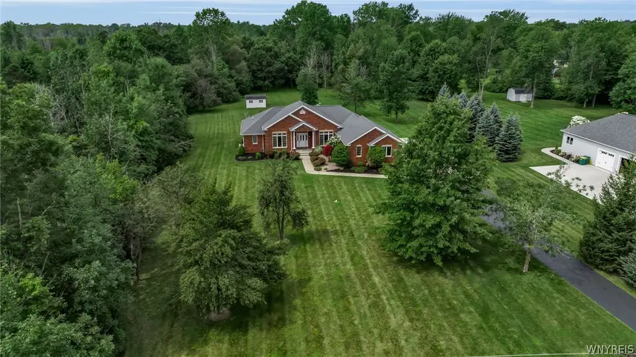 8600 Northfield Road, Clarence Center, NY 14032 - #3