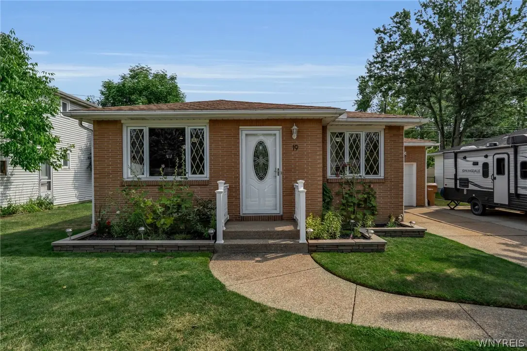 19 N Transit Hill Drive, Depew, NY 14043 - #1