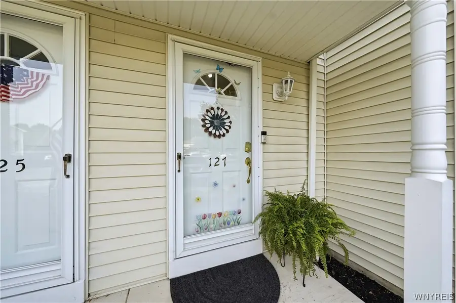 127 Olde Stone Lane, Lancaster, NY 14086 - #2