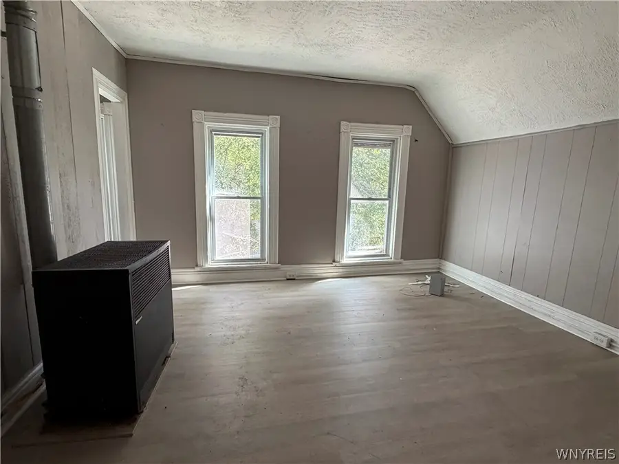 210 East Street, Buffalo, NY 14207 - #2