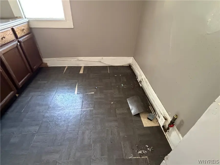 210 East Street, Buffalo, NY 14207 - #3