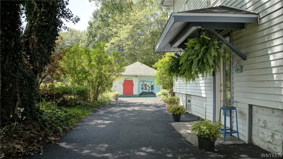 1102 Niagara Falls Boulevard, North Tonawanda, NY 14120 - #2