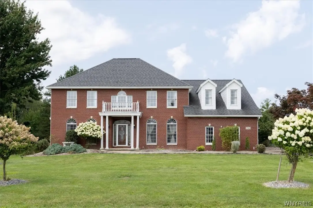 5740 Marthas Vineyard, Clarence Center, NY 14032 - #1