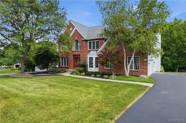 41 Brompton Court, Orchard Park, NY 14127