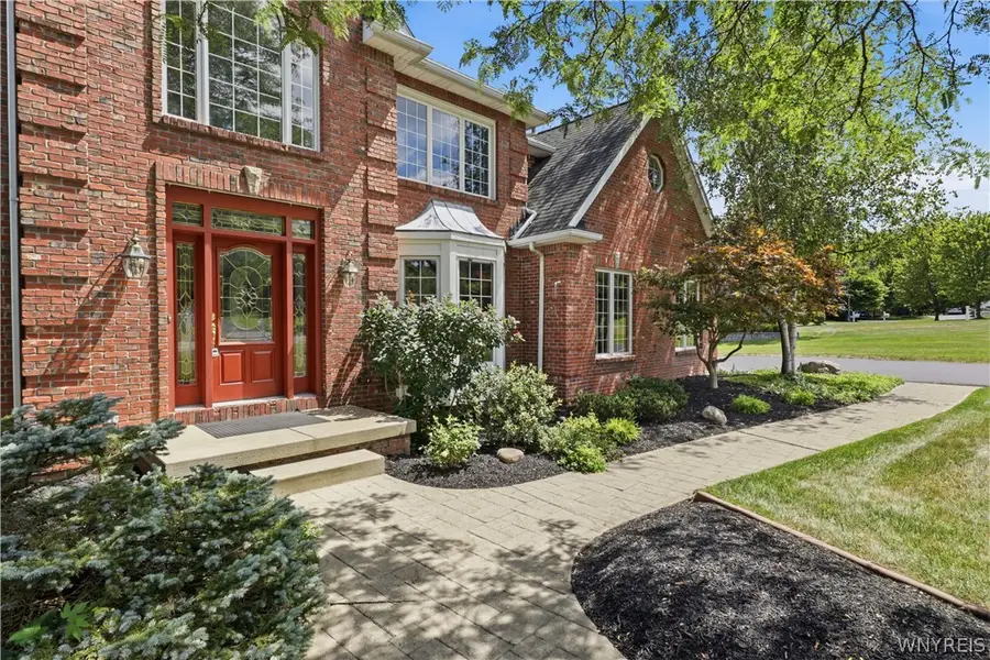 41 Brompton Court, Orchard Park, NY 14127 - #3