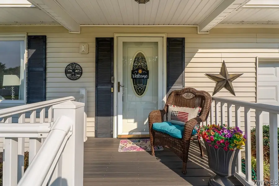 16 Elm Avenue, West Seneca, NY 14224 - #2