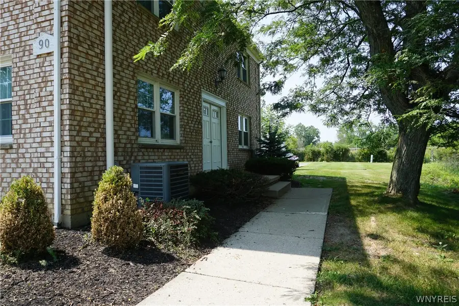90 Carriage Drive #8, Orchard Park, NY 14127 - #2